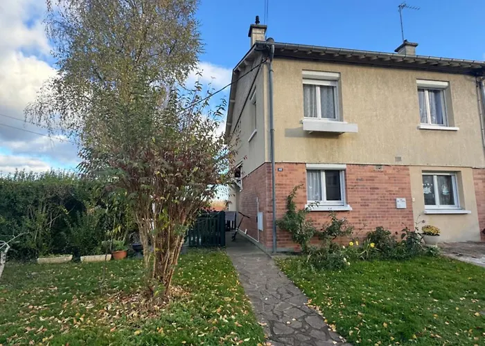 Casa de hóspedes Madlen Le Mans