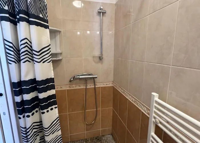 Madlen Casa de hóspedes *